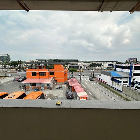 Hostal Posada Del Sol Guayaquil Exterior photo