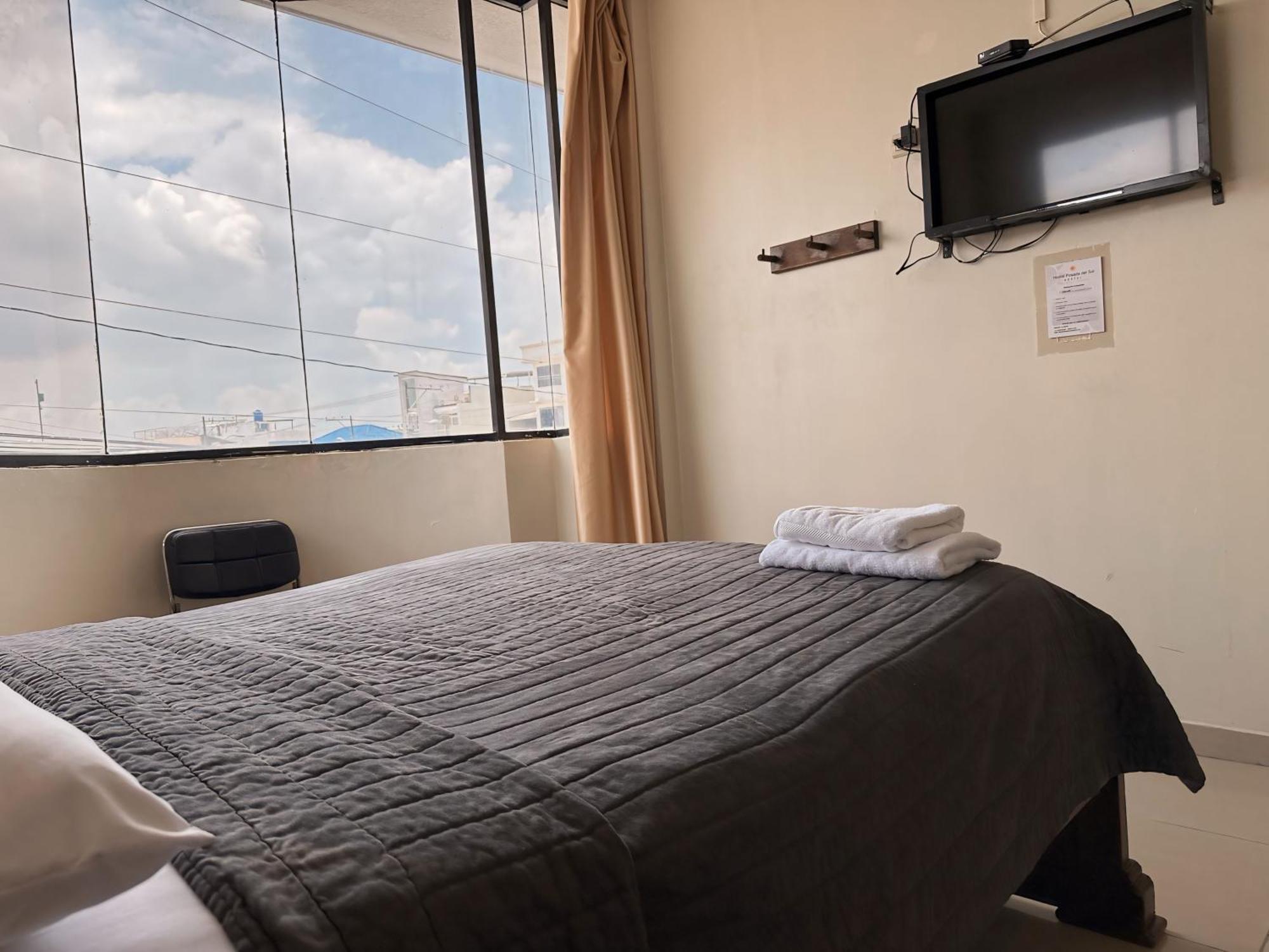 Hostal Posada Del Sol Guayaquil Exterior photo